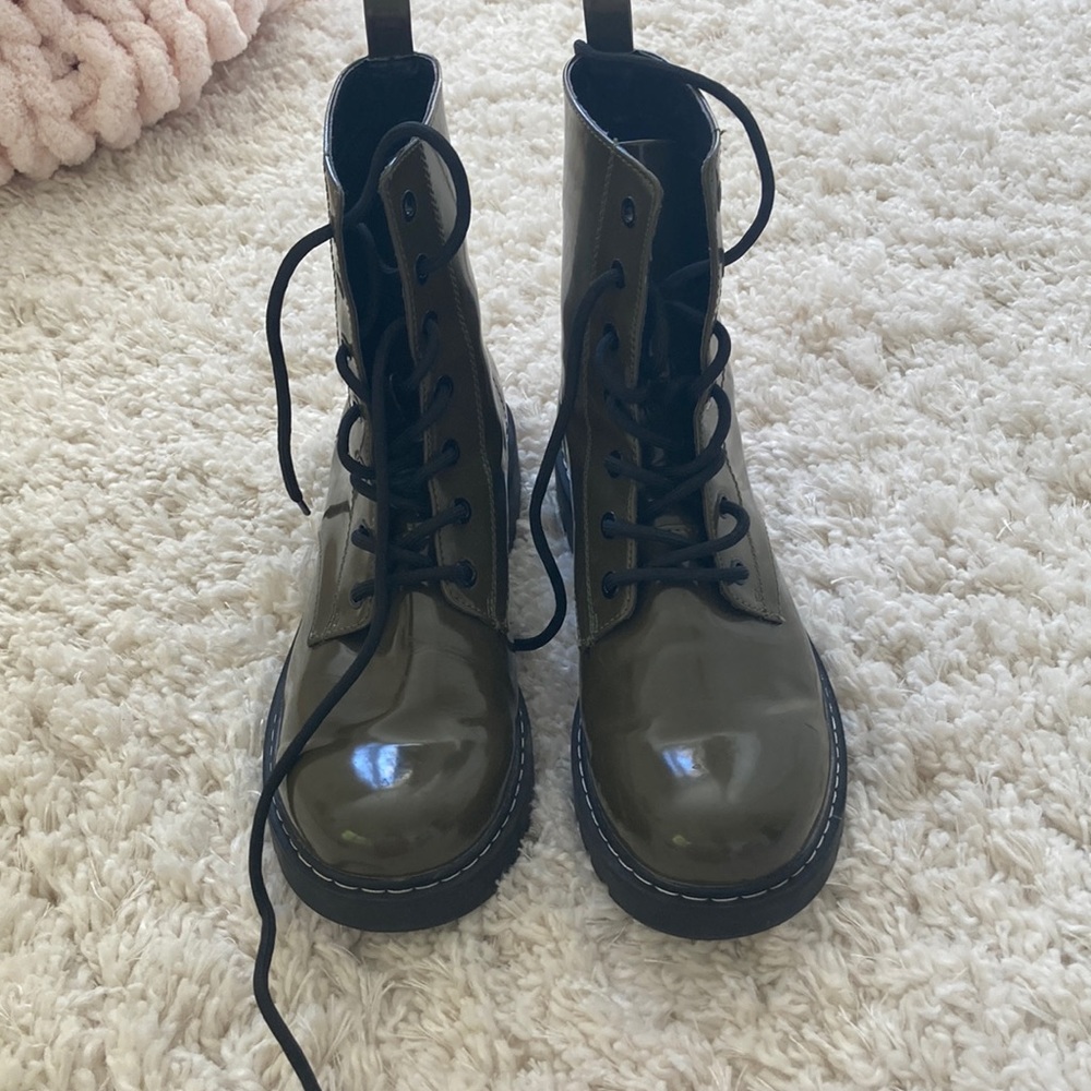 H&M green boots
